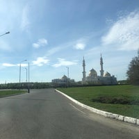 Photo taken at Белая мечеть by Mark P. on 5/9/2021