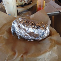 Photo taken at QDOBA Mexican Eats by Diego K. on 11/20/2012