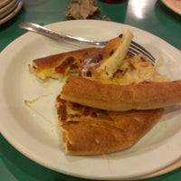 Foto tirada no(a) DoubleDave&amp;#39;s PizzaWorks por T M. em 12/15/2012