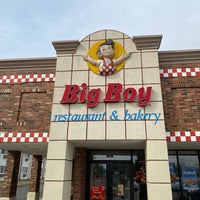 Photo taken at Big Boy Restaurant by Patrick O. on 3/15/2022