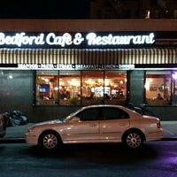 Foto tirada no(a) Bedford Cafe Restaurant por Gregory C. em 3/1/2017