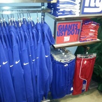 nike factory store paramus