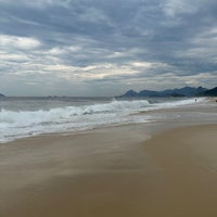 Photo taken at Praia de Piratininga by Rachel D. on 10/29/2023