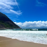 Photo taken at Praia de Itacoatiara by Rachel D. on 1/6/2024