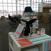 Photo taken at Hennepin County Library by Brent M. on 1/19/2016