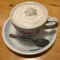 Photo taken at Komeda&amp;#39;s Coffee by にんじん 太. on 11/22/2023