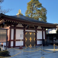 Photo taken at 経蔵 by Akira H. on 1/11/2022