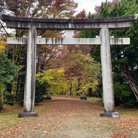 Photo taken at 秋田県護国神社 (秋田縣護國神社) by Akira H. on 11/10/2022