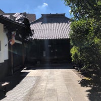 Photo taken at 英信寺 by Akira H. on 8/4/2019