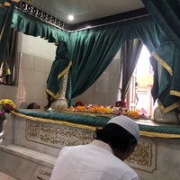 Photo taken at Masjid Haji Muhammad Salleh @ Maqam Habib Noh by Rashid D. on 6/18/2019