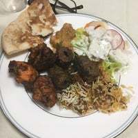 Das Foto wurde bei Shaheen Restaurant von Rashid D. am 9/10/2017 aufgenommen