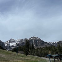 Снимок сделан в Sundance Mountain Resort пользователем Yawei L. 5/9/2021