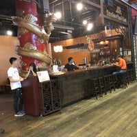 Foto tirada no(a) 家 Jia Szechuan Food &amp; Bar por Yawei L. em 9/7/2018