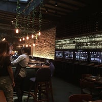 4/20/2018 tarihinde Yutaka I.ziyaretçi tarafından Napoleon Food &amp;amp; Wine Bar'de çekilen fotoğraf