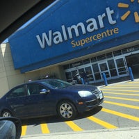 Foto diambil di Walmart Supercentre oleh Nancy H. pada 5/20/2017