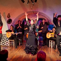 รูปภาพถ่ายที่ Tablao Flamenco Cordobés โดย Tablao Flamenco Cordobés เมื่อ 10/9/2013