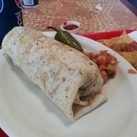 Photo taken at Viva Fresh Mexican Grill by Cameron T. on 10/2/2013