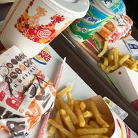 Photo taken at Burger King by вєтüℓ ѕ. on 11/18/2018
