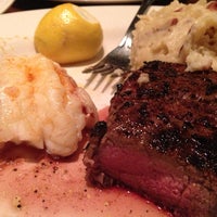Снимок сделан в The Keg Steakhouse + Bar - South Pointe пользователем Sandy B. 1/9/2014