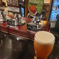 Photo taken at Penderel&amp;#39;s Oak (Wetherspoon) by Tommy C. on 12/19/2022