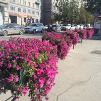 Photo taken at площадь К.Маркса by Ярослава Н. on 9/16/2014