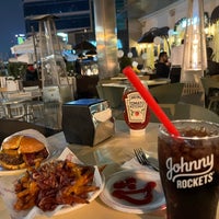 Photo taken at Johnny Rockets by Omar on 12/31/2021