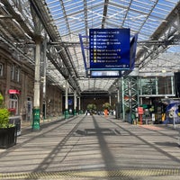 Photo taken at Edinburgh Waverley Railway Station (EDB) by Nicolas R. on 5/29/2024