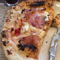 Photo taken at Franco Manca by Vincent M. on 7/29/2017