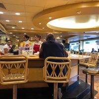 Photo taken at Vips by Cesar S. on 11/30/2019
