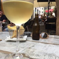 Foto tirada no(a) The Old Pharmacy por Alexandre V. em 6/24/2018