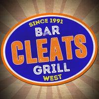 Foto diambil di Cleats Bar &amp;amp; Grill West oleh Cleats Bar &amp;amp; Grill West pada 3/8/2017