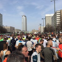 Photo taken at Berliner Halbmarathon by Christian R. on 4/3/2016