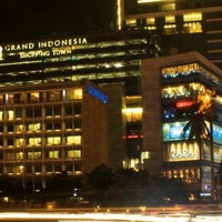 Review Grand Indonesia Shopping Town