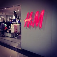 H M Clothing Store In 船橋市
