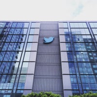 Photo taken at Twitter, Inc. by Sean O. on 7/25/2015