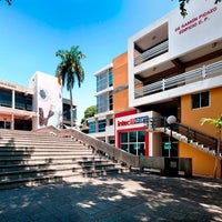 Foto scattata a Instituto Tecnológico de Santo Domingo (INTEC) da Instituto Tecnológico de Santo Domingo (INTEC) il 7/24/2013