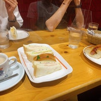 Photo taken at Komeda&amp;#39;s Coffee by かす on 8/11/2022