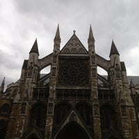 Foto diambil di Westminster Abbey oleh Rıfat A. pada 5/5/2013