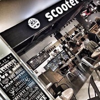 Das Foto wurde bei Scooter Coffee von Scooter Coffee am 4/3/2017 aufgenommen