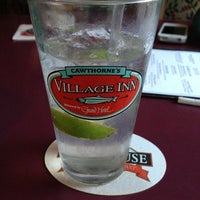 7/3/2013にPaige T.がVillage Inn Restaurantで撮った写真
