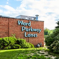 5/3/2017にWard Parkway LanesがWard Parkway Lanesで撮った写真