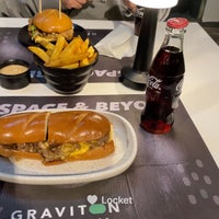 1/25/2024 tarihinde مُziyaretçi tarafından Graviton Steak Burger'de çekilen fotoğraf