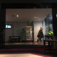 Foto tirada no(a) Zoom Inn Boutique Hotel por Aiman A. em 12/30/2016