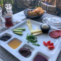 Снимок сделан в Symbola Bosphorus Hotel пользователем Mehmet Hayrixx 11/9/2019