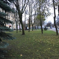 Photo taken at Андриановский Сквер by Simon T. on 10/29/2017