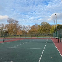 Photo taken at Battersea Park Tennis Courts by Raneem on 12/7/2022
