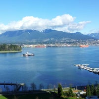 3/5/2013 tarihinde Paulino C.ziyaretçi tarafından Renaissance Vancouver Harbourside Hotel'de çekilen fotoğraf