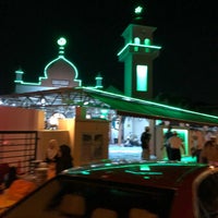 Photo taken at Masjid Al Abdul Razak by Shariff R. on 6/13/2018