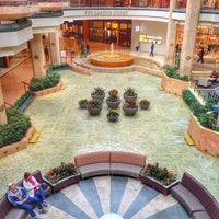 St. Louis Galleria - Shopping Mall in Galleria