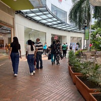 Photo taken at Centro Comercial Jardín Plaza by Juan Diego S. on 3/29/2022
